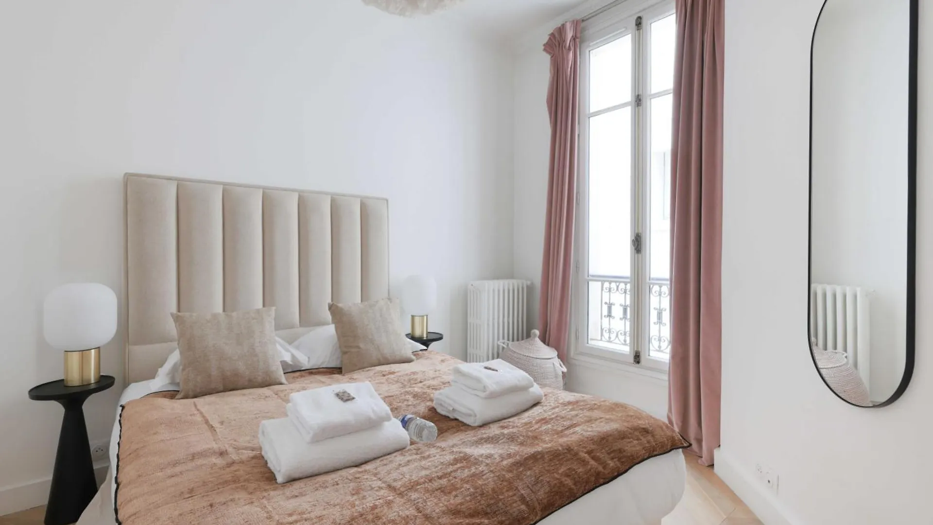 Elegant Apartment - 2Br-4P - Arc De Triomphe Paris Frankrig